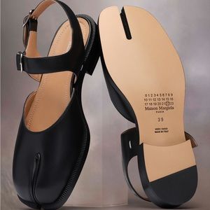 Madison Margiela Tabi Sandal Black